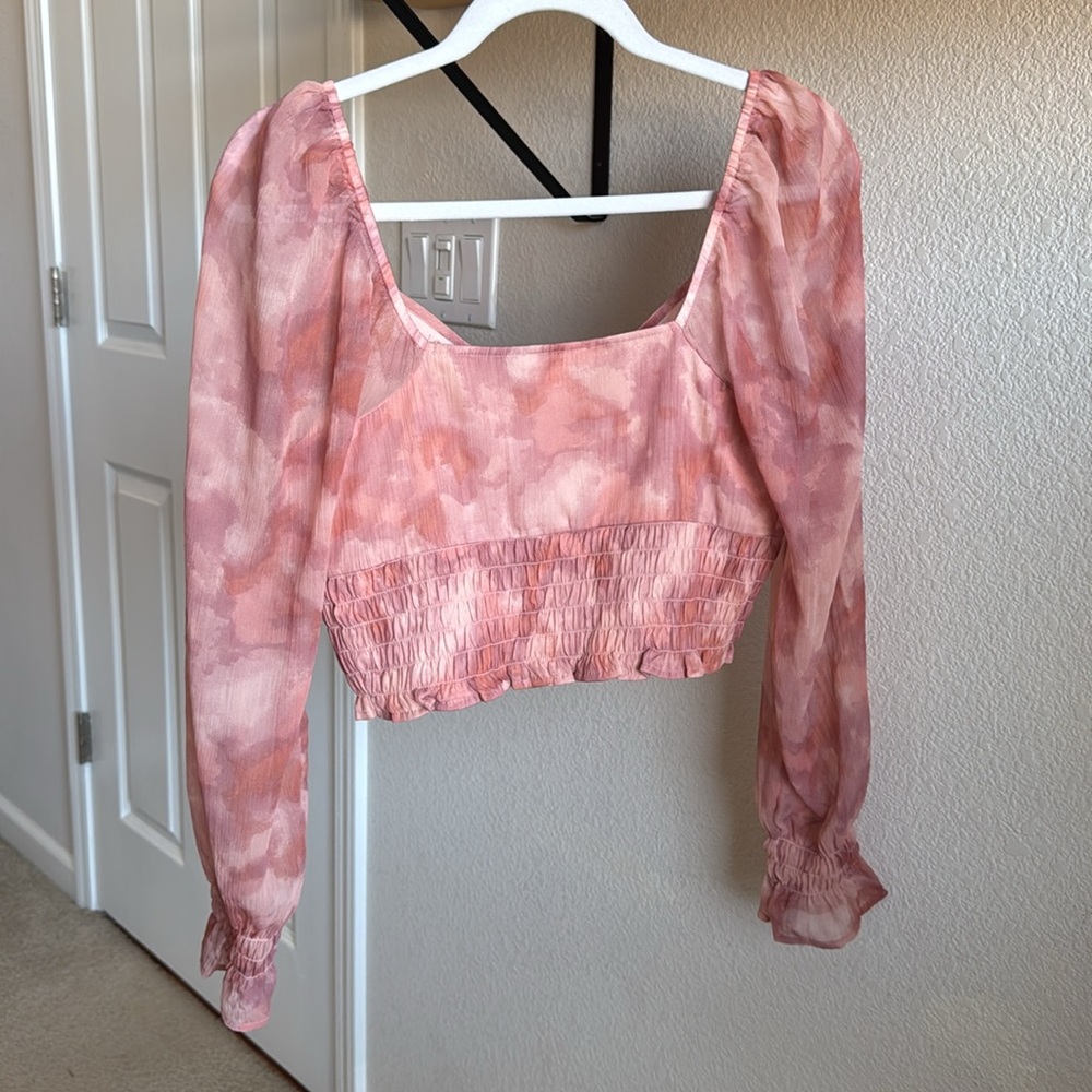 Abound cropped top blouse - Picture 2 of 4